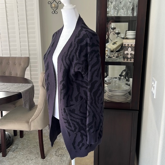 Qearal Black Zebra Animal Print on Charcoal Grey Open Front Cardigan Jacket Coat - Picture 4 of 9